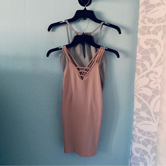 BUNDLE 2 Pink & Gray Spandex Tank Tops Size OS - Picture 1 of 13